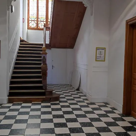Apartment T3 Dans Chateau Avec Piscine Et Sauna A - 6 Pers, 55m² - Fr-1-165b-32 Jausiers
